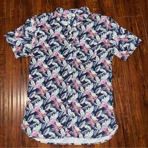 MNKY Shirt Floral Leaf Short Sleeve Button Down Hawaiian Shirt Preowned Good!!